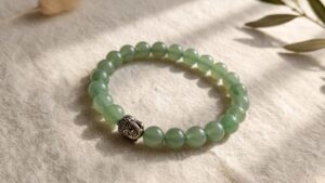 Natural Green Aventurine bracelet with 8 mm beads and silver Buddha bead